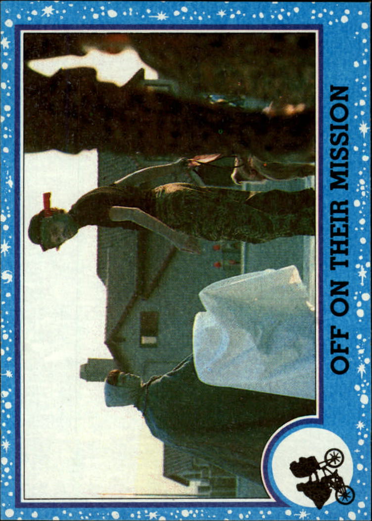 1982 Topps E.T. #43 Off On Their Mission