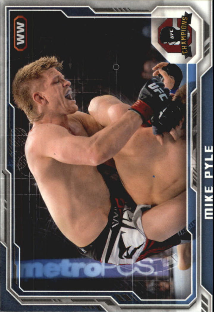 2014 Topps UFC Champions Blue #33 Mike Pyle