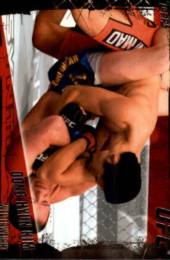 2010 Topps UFC (Ultimate Fighting Championship) MMA "Main Set" Cards #1 to #200 - Bild 272 von 401