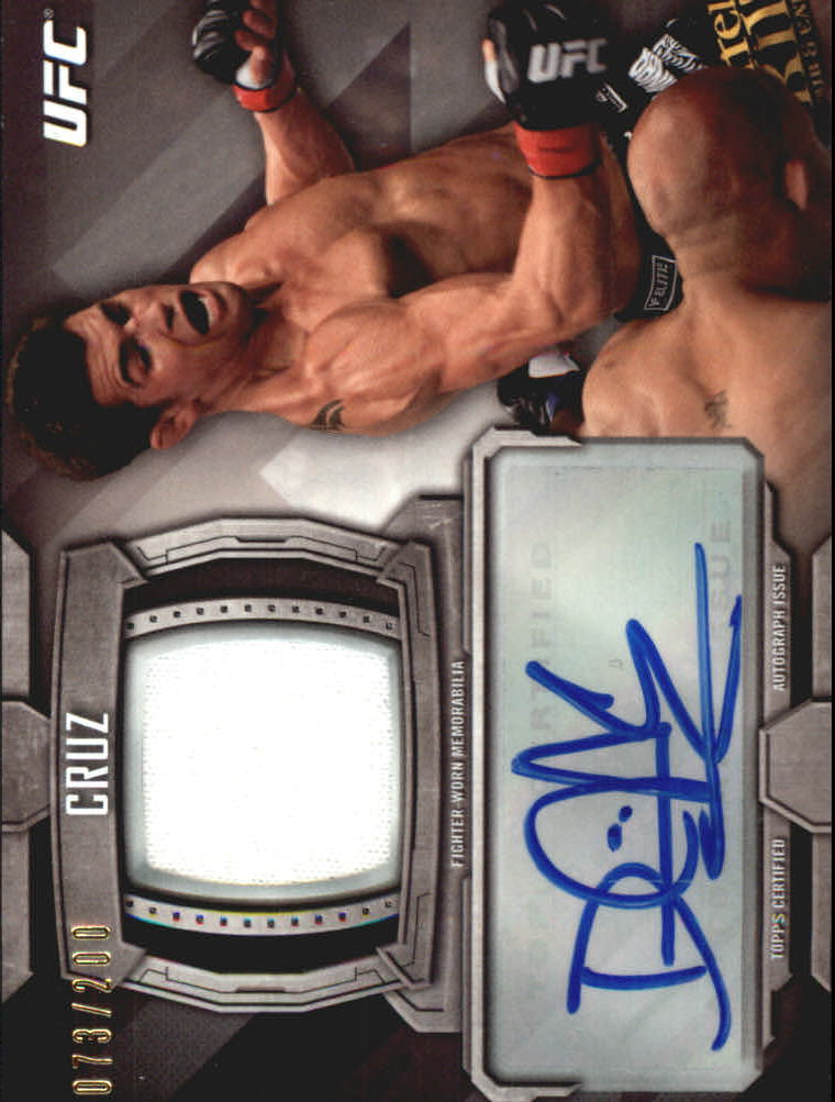2014 Topps UFC Knockout Autograph Relics #KARDCR Dominick Cruz/200