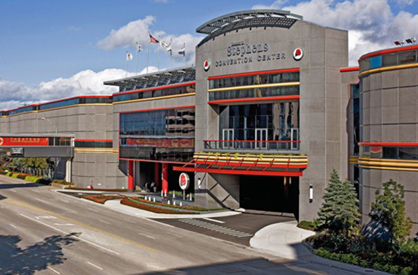 Donald E Stephens Convention Center